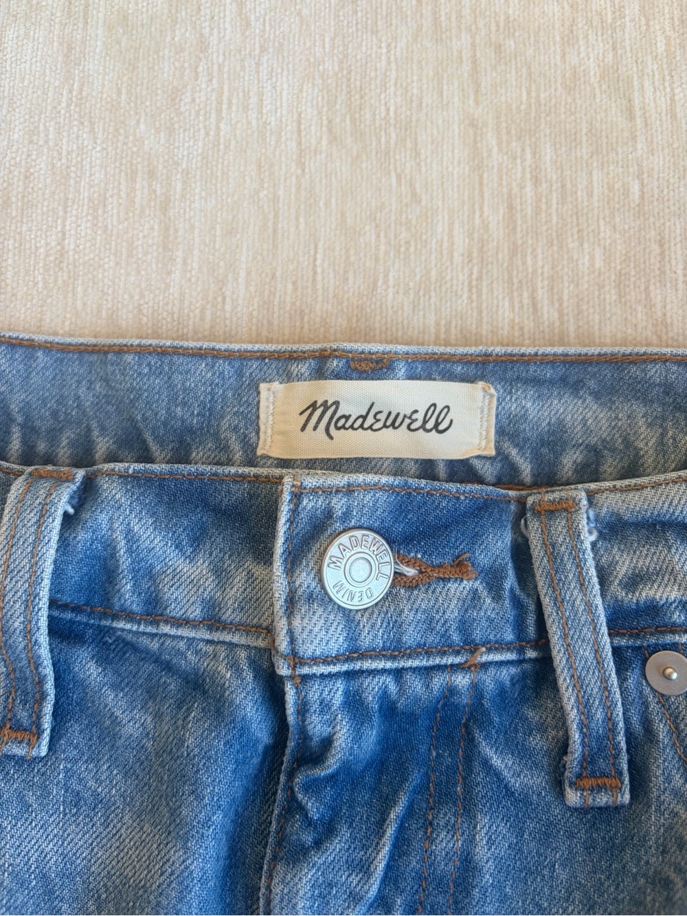 Madewell Relaxed Denim Shorts Light Wash Cutoff Distressed Size 28